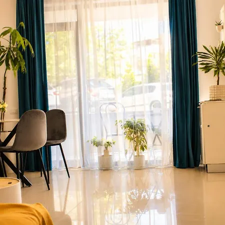 Eve Mamaia Sat Apartamento